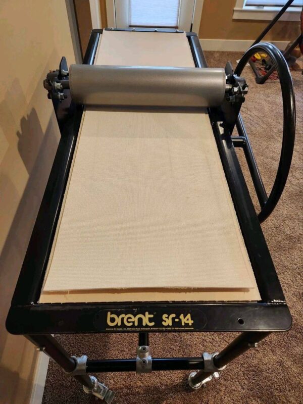 Brent SR-20 Slab Roller (BOUGHT 2 YEARS AGO BUT NEVER USED) - Image 2