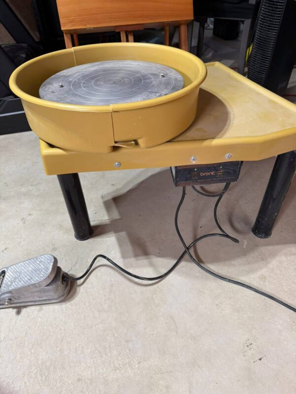 Brent CXC Pottery Wheel(USED 22 MONTHS OLD) - Image 2